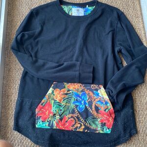 Flower pattern sweater